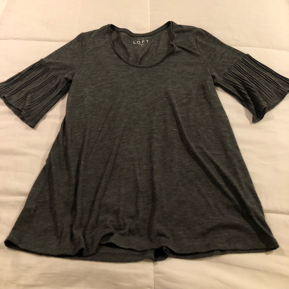 Loft charcoal top, size small